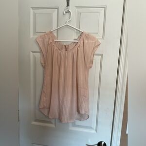 Pale pink top